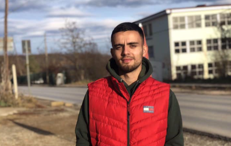 “Edhe unë po iku prej Kosovës” – i riu nga Drenica njofton largimin nga vendi