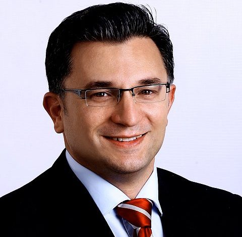 Gëzim Mehmeti zëvendëson Selim Pacollin si kandidat për kryetar të Prishtinës