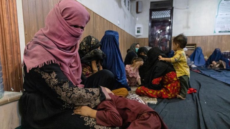 Talebanët trokitën në derën e saj tri herë – herën e katërt, ata e vranë