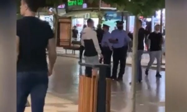 Policia me aksion në Podujevë për masat anti-COVID