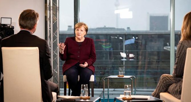 Privilegjet e Merkelit pas largimit nga politika: Nga pensioni i majmë, shofer personal deri tek një zyre