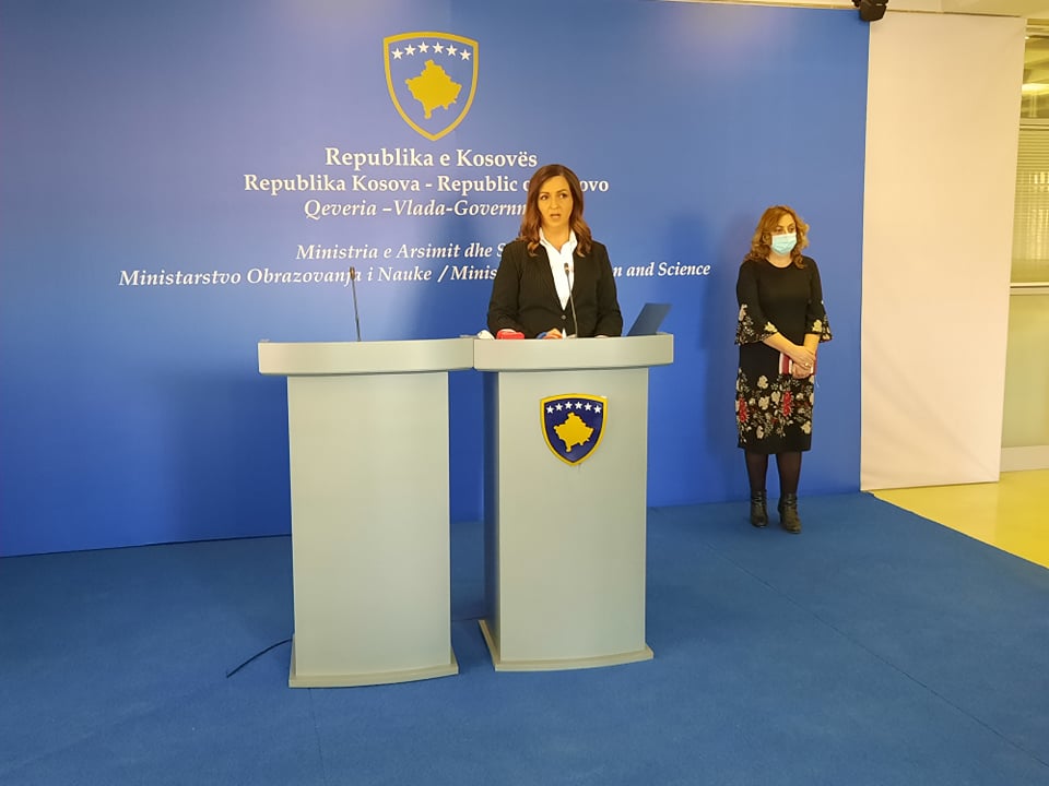 Nagavci tregon se sa punëtorë arsimor janë vaksinuar kundër COVID-19