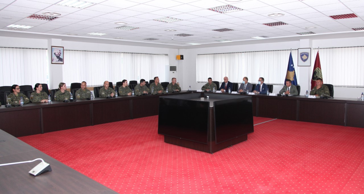 Certifikohen 15 pjesëtarë të FSK-së, të trajnuar në fushën e shëndetit mendor
