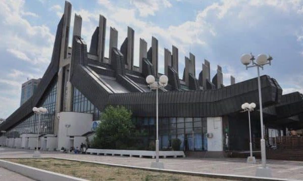 Pallati i Rinisë shpall konkurs për plotësimin e disa vendeve të punës