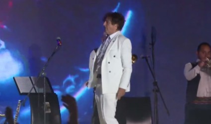 Vetëvendosje në Shqipëri: Nuk qëndrojmë prapa gazit lotsjellës në koncertin e Bregoviqit