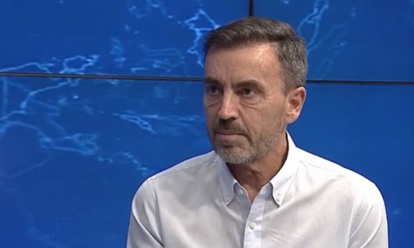 Tolaj tregon pse për pak kohë u rrit shumë numri i të infektuarve me COVID-19 në Kosovë