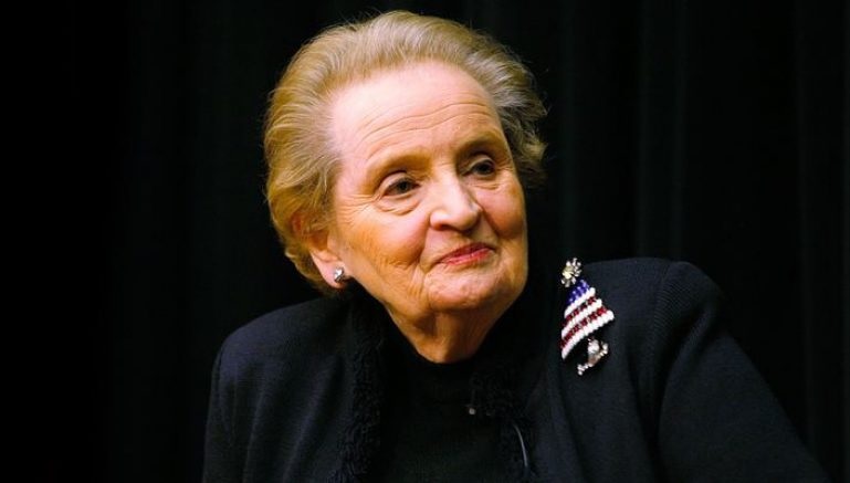 Albright: Mirënjohëse Shqipërisë e Kosovës për strehimin e afganëve