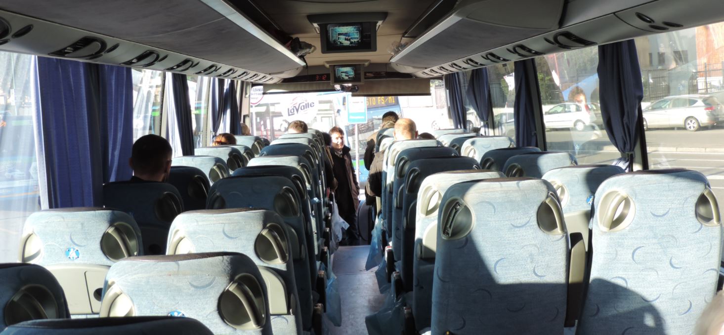 I dehur me 36 pasagjerë në autobus, arrestohet shoferi i linjës Korçë-Tiranë