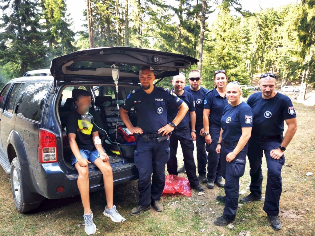 Policia e EULEX-it shpëton të riun nga mbytja në liqenin e Rugovës