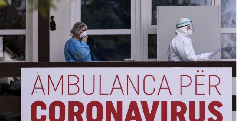 6 viktima dhe mbi 3 mijë e 900 raste të reja me COVID në Kosovë