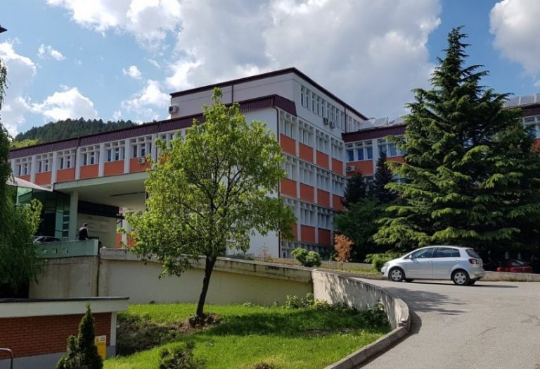 Rekord shërbimesh gjatë vikendit në spitalin e Pejës