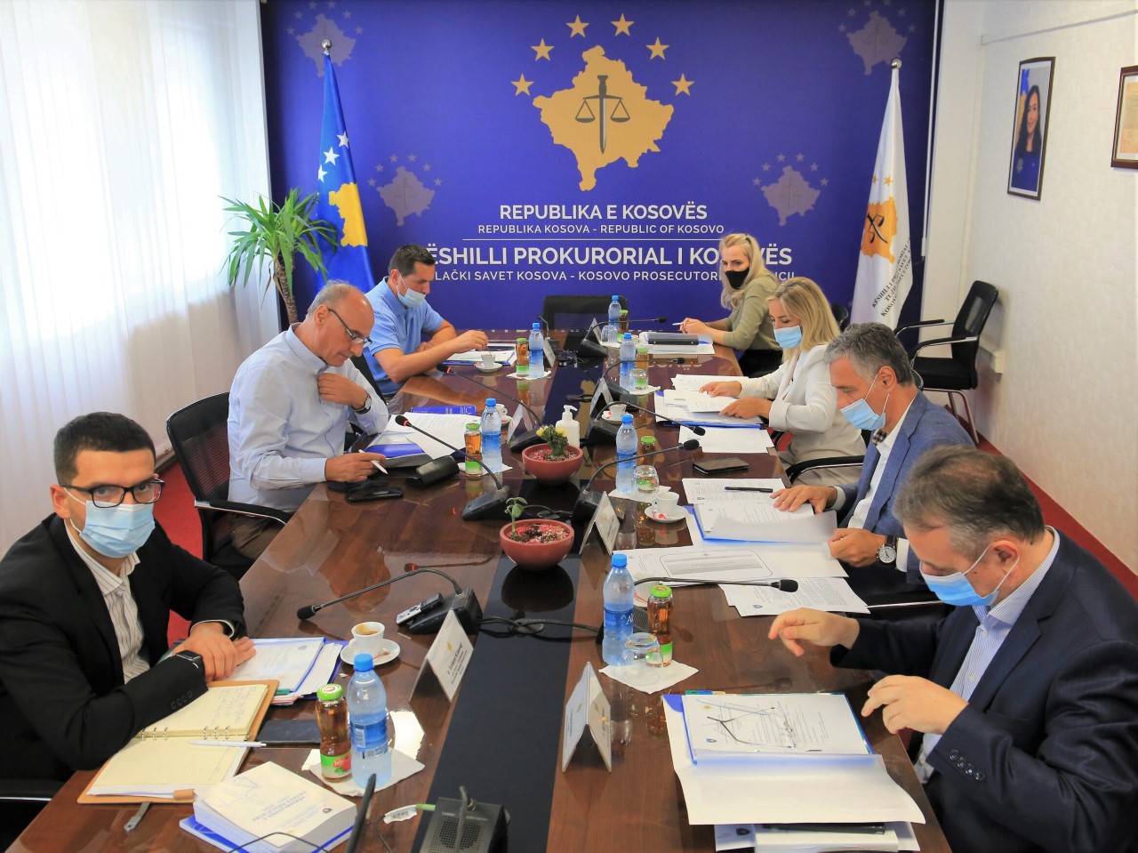 Shkarkohet ish-drejtori i Sekretariatit të Këshillit Prokurorial të Kosovës