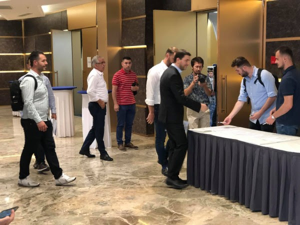Nis mbledhja e Këshillit Drejtues të PDK-së