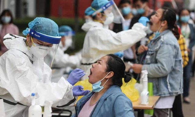 Wuhan-i në panik nga infektimet me Covid, do të testohet e gjithë popullsia dhe do të ketë izolime masive