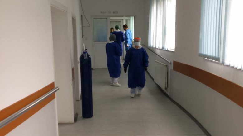 41 pacientë me COVID-19 në gjendje të rëndë në spitalin e Pejës