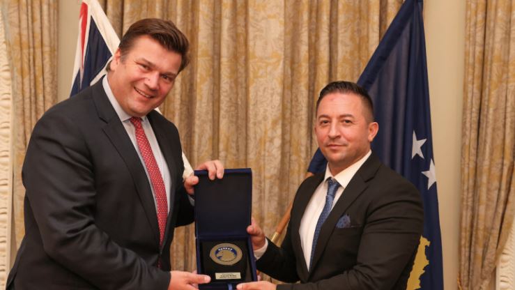 Kosova dhe Britania nënshkruajnë Marrëveshjen e Bashkëpunimit Bilateral të Mbrojtjes