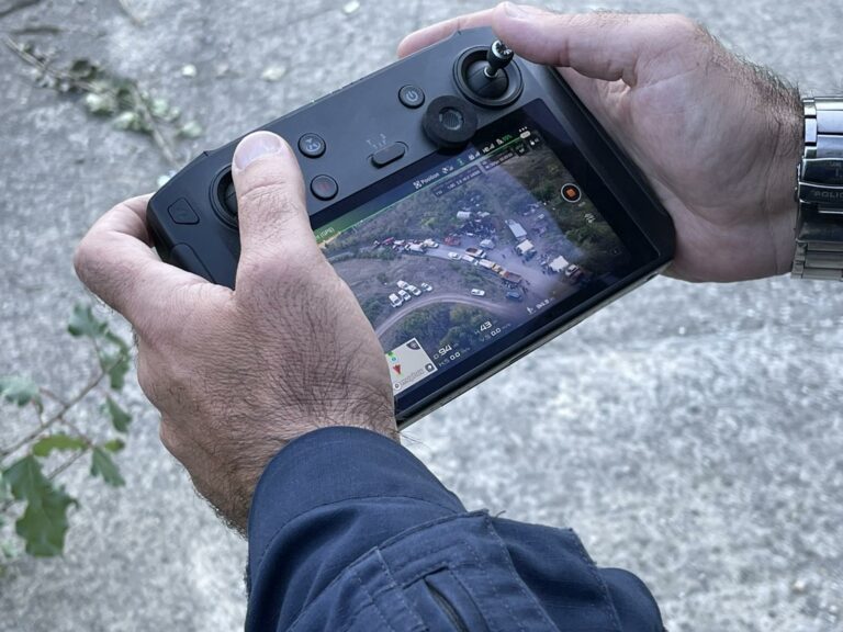 Policia me dron po vëzhgon situatën e protestës në Jarinjë