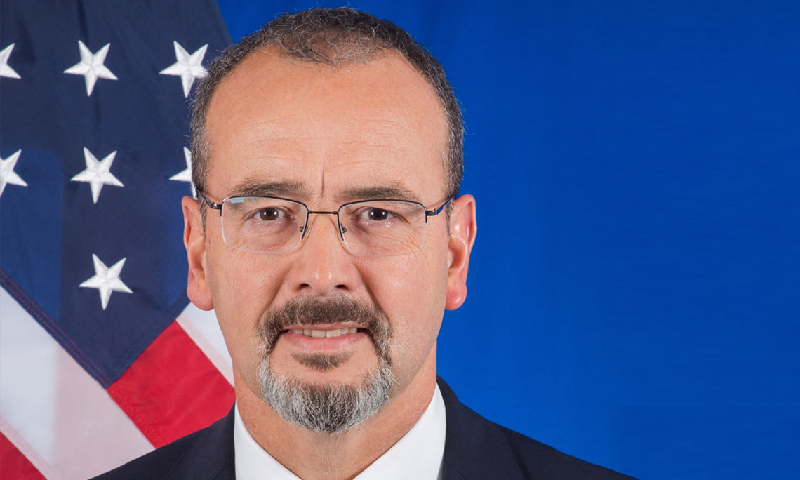 Ambasadori i SHBA-ve në Serbi e quan lajm të shkëlqyer marrëveshjen për targa