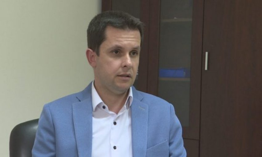 A ndikon në fertilitet vaksina anti-Covid? Përgjigjet mjeku shqiptar