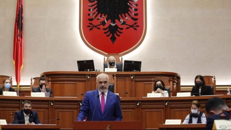 Rama nuk i ndahet Kurtit: Nuk mund t’i jepni mësim Shqipërisë