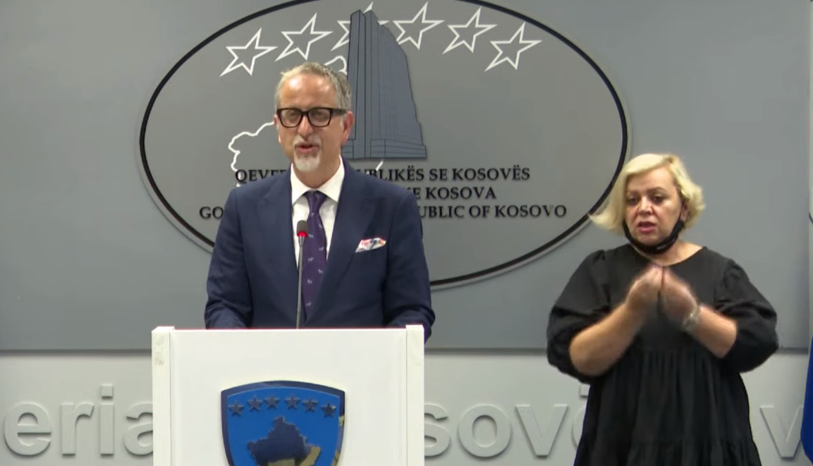 Vitia: Të hënën hapen çerdhet dhe shkollat – lejohen 20 nxënës në një klasë