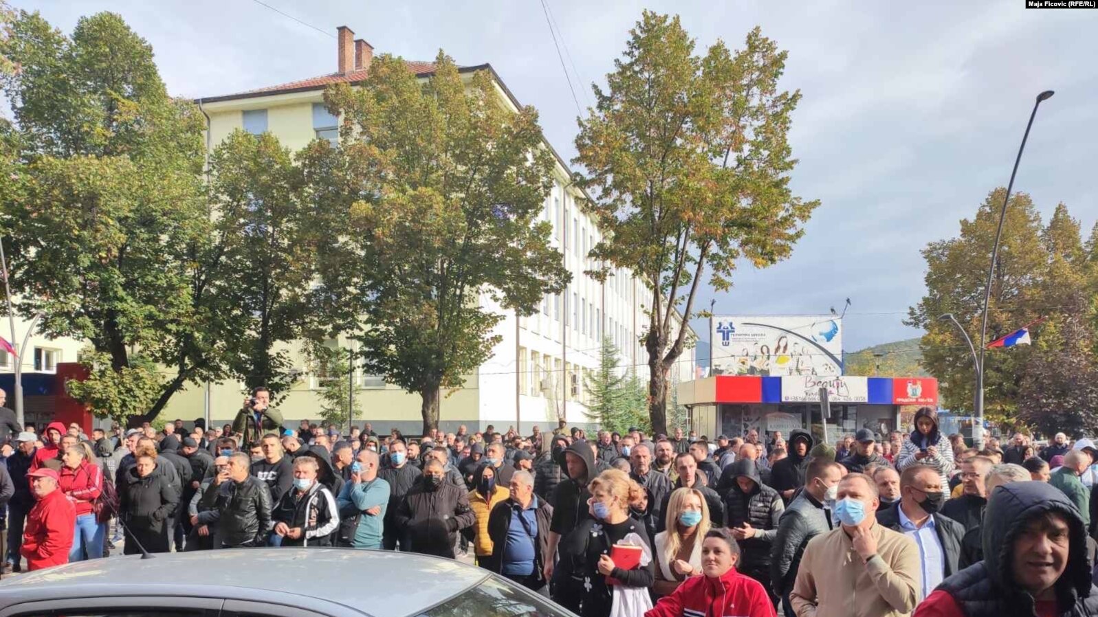 Qytetarët serbë në veri kundërshtojnë aksionin e policisë kundër kontrabandës