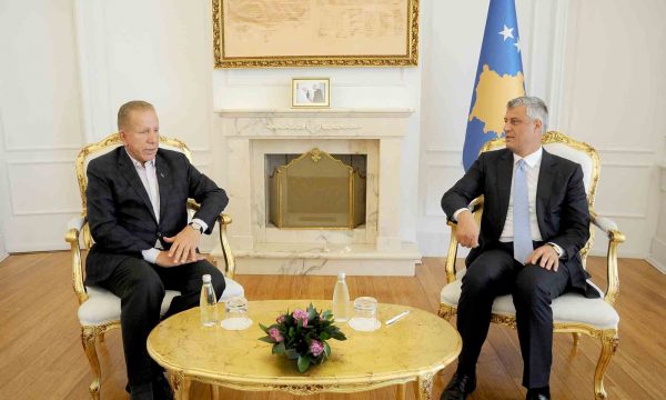 Behgjet Pacolli në Hagë, takon Thaçin, Veselin e Rexhep Selimin