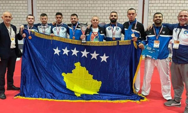 Kosova e zë vendin e tretë në Kampionatin Ballkanik të Karatesë