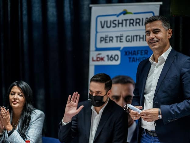 Abdixhiku viziton Vushtrrinë: Tahiri politikan i kohës, e don qytetin e tij