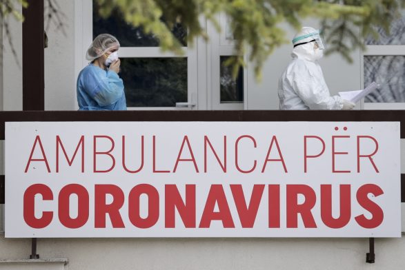 Katër të vdekur dhe 56 raste të reja me COVID-19 në Kosovë