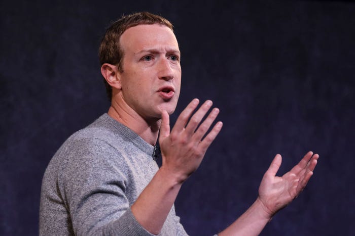 Zuckerberg humb 7 miliardë dollarë pas rënies së Facebook