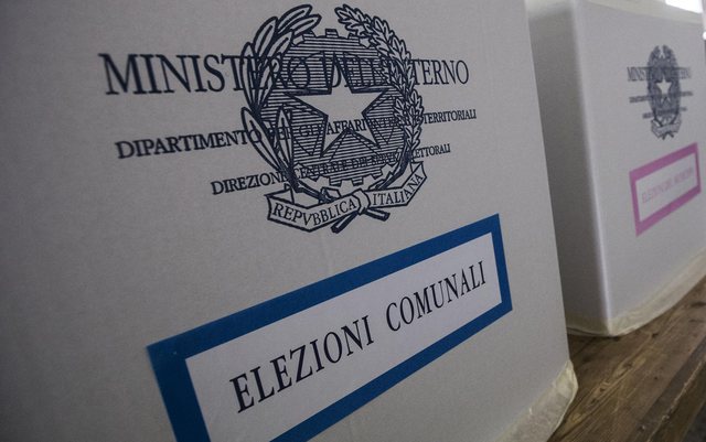 Italia gati për zgjedhjet administrative, qytetarët votojnë të dielën dhe të hënën!