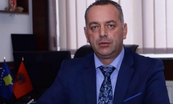 Kosovari i arrestuar nga autoritetet serbe është familjar i kryetarit të Deçanit
