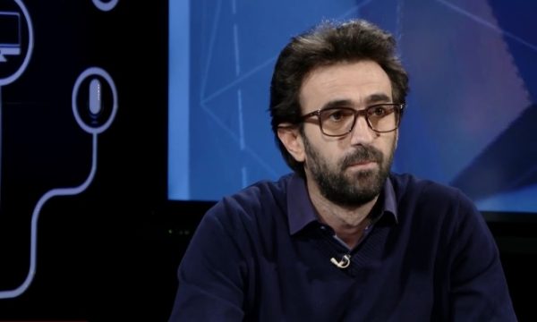 Thaçi për RTK-në: Nuk është e vërtetë që pagesa është bërë gabim për një shkronjë