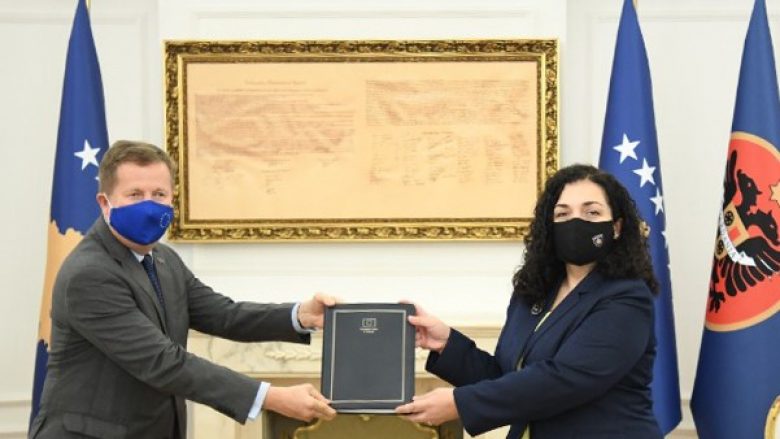 Osmani pranon Raportin e Progresit: Asgjë dhe askush s’mund ta ndal vendosmërinë për sundim të ligjit