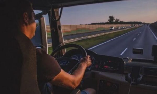 Gjermania po kërkon shoferë, kaq janë pagat