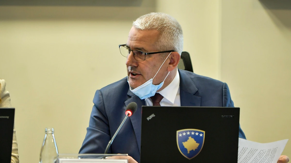 Ministri Sveçla: Prokurorja dhe gjyqtari në aksionin kundër kontrabandës janë të etnisë serbe