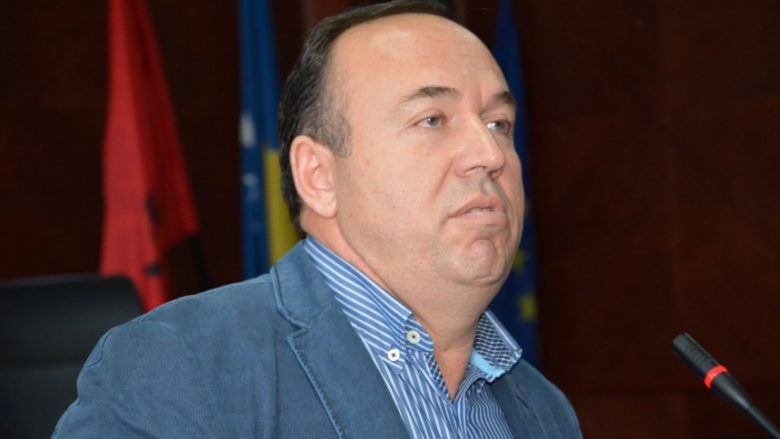 U dënuan për korrupsion, ish-kryetari i Klinës dhe ish-nënkryetari paguajnë gjobën