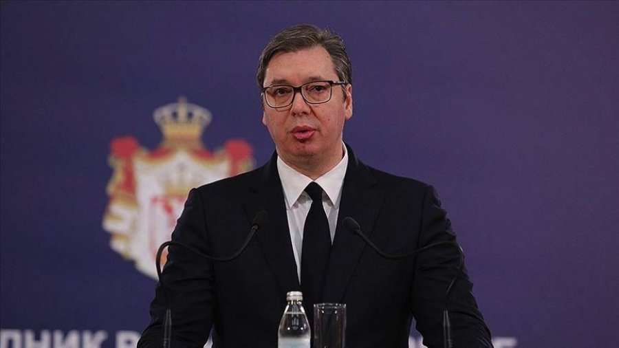 Vuçiq: Serbia po forcon industrinë e mbrojtjes