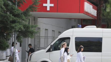 Nëntë viktima nga koronavirusi në Shqipëri, më i riu një 46-vjeçar