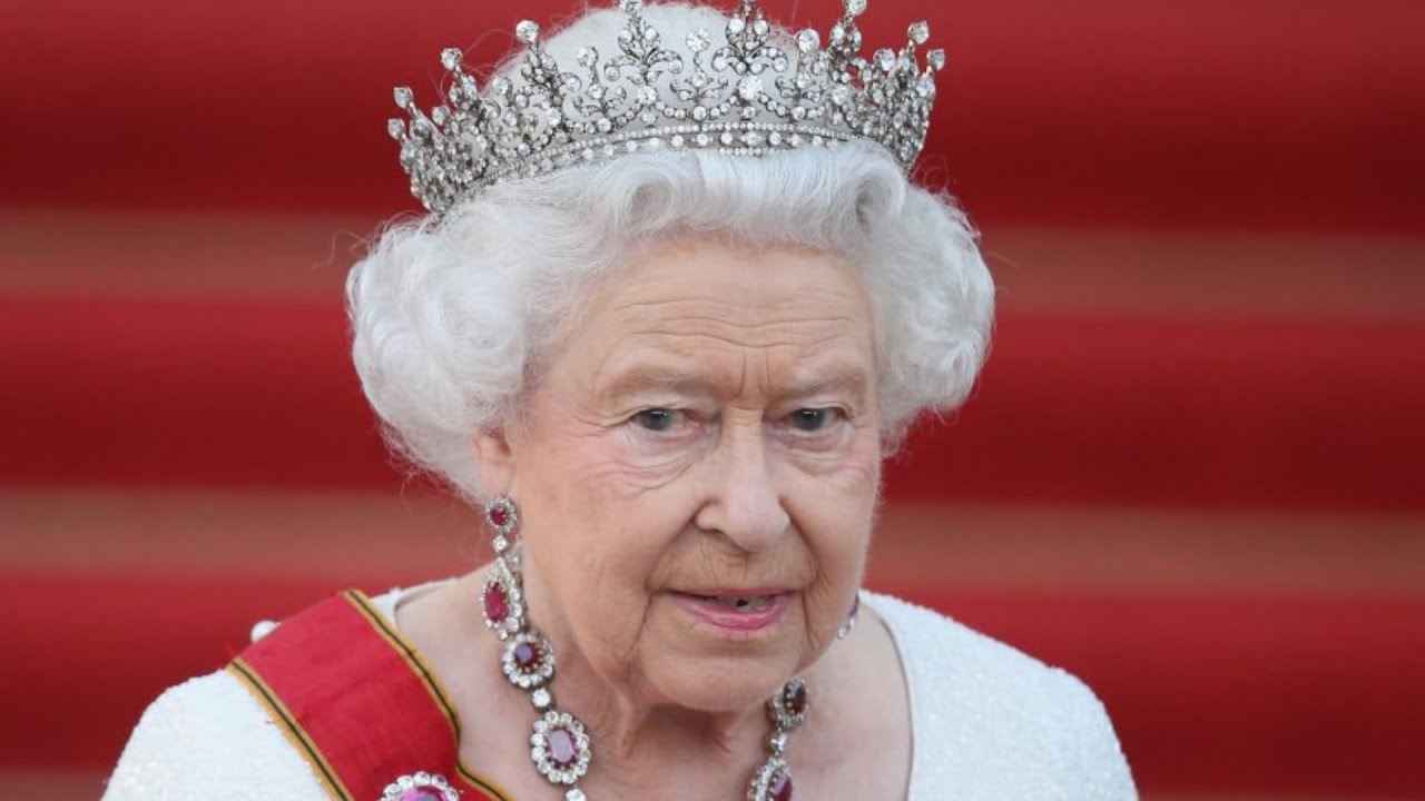 Si veproi Mbretëresha Elisabeth kur gjeti kërmill në sallatë?