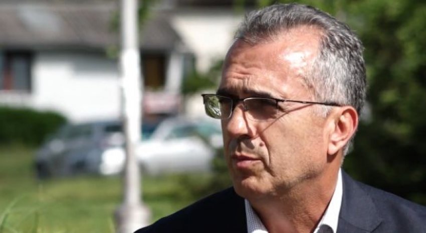 Dugolli: Në pikat kufitare nuk është KFOR-i, atje janë doganierët dhe Policia e Kosovës