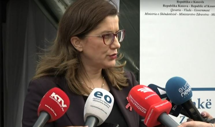 Gexha-Bunjaku: Mbi 60 përqind e popullsisë janë vaksinuar me dozën e parë, mbi 50 përqind me të dytën