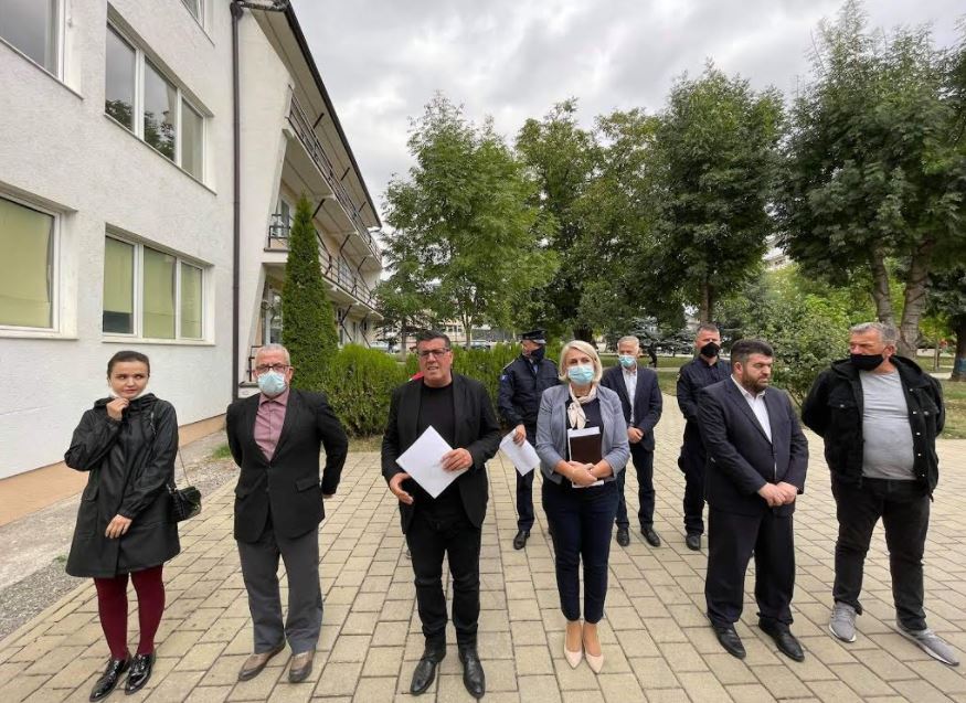 Haziri: Do t’i rekomandojmë Qeverisë heqjen e orës policore dhe të maskave për të vaksinuarit