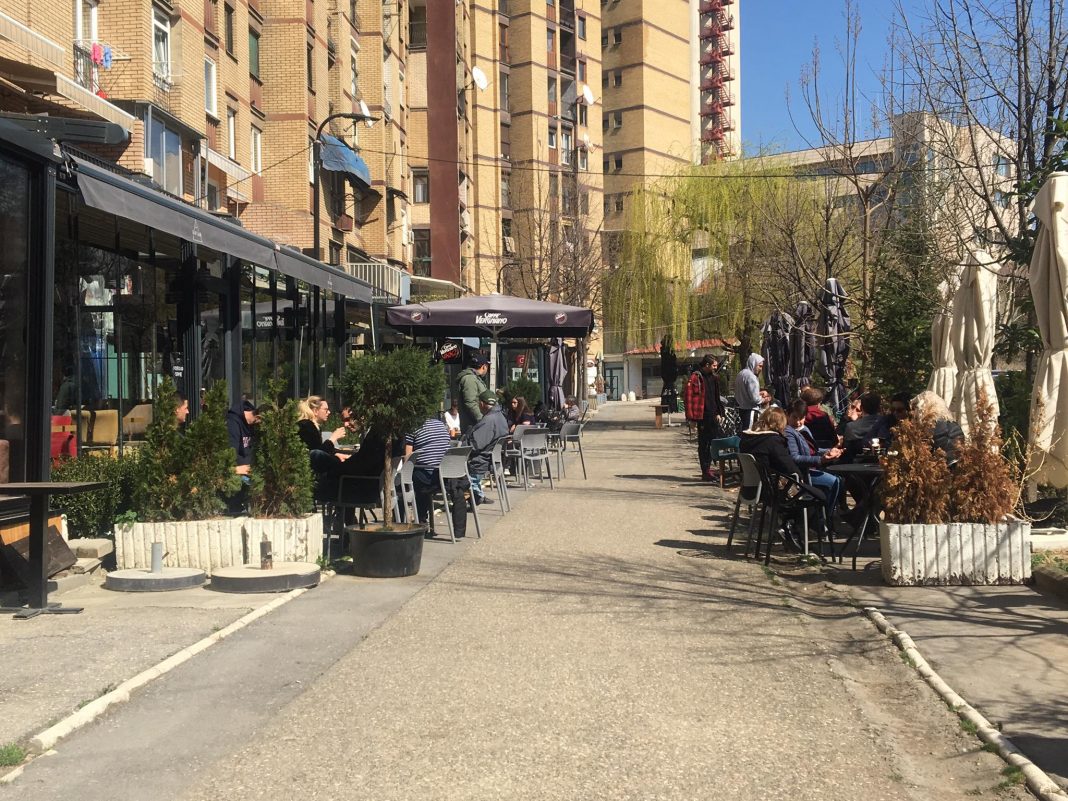 Gastronomët kundërshtojnë masat, kërkojnë të punojnë me kapacitete të plota