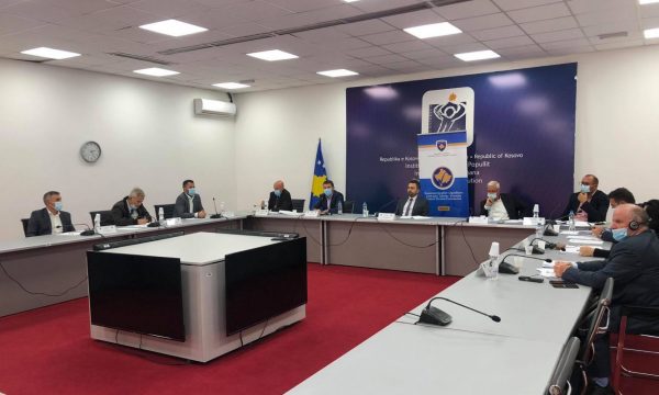 Më 17 tetor votohet edhe në Maqedoninë e Veriut, KQZ-ja pa përgjigje për votuesit me dy shtetësi