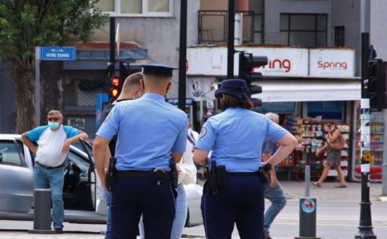 Kërkohet heqja e orës policore dhe maskës, këto janë masat që u diskutuan sot