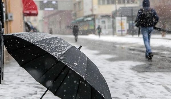 Nesër, reshje shiu e bore në Kosovë