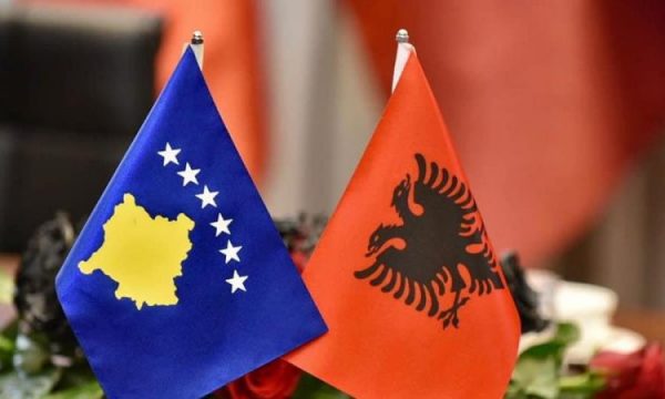 Ky është ambasadori i ri i Kosovës në Shqipëri