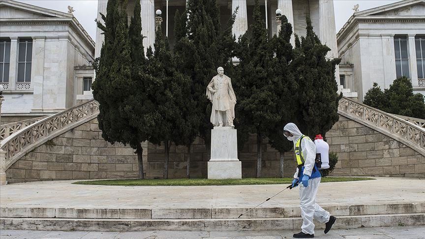 Greqi: Humb betejën me COVID-19 edhe një 21-vjeçar